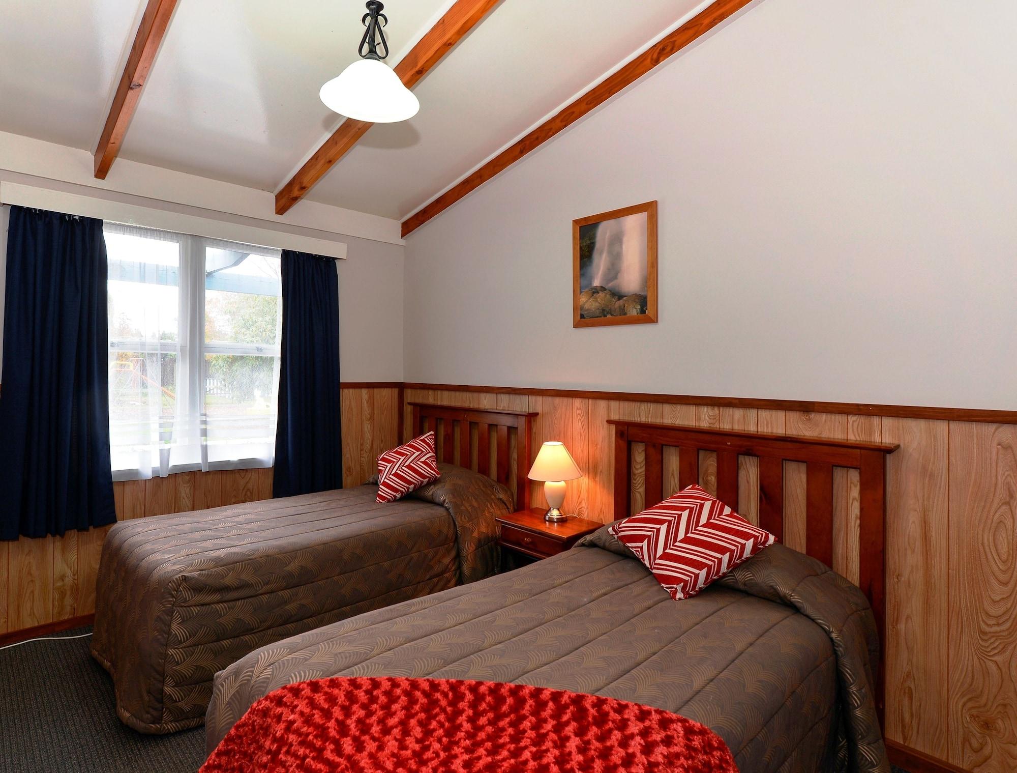 Fairy Springs Motel Роторуа Экстерьер фото